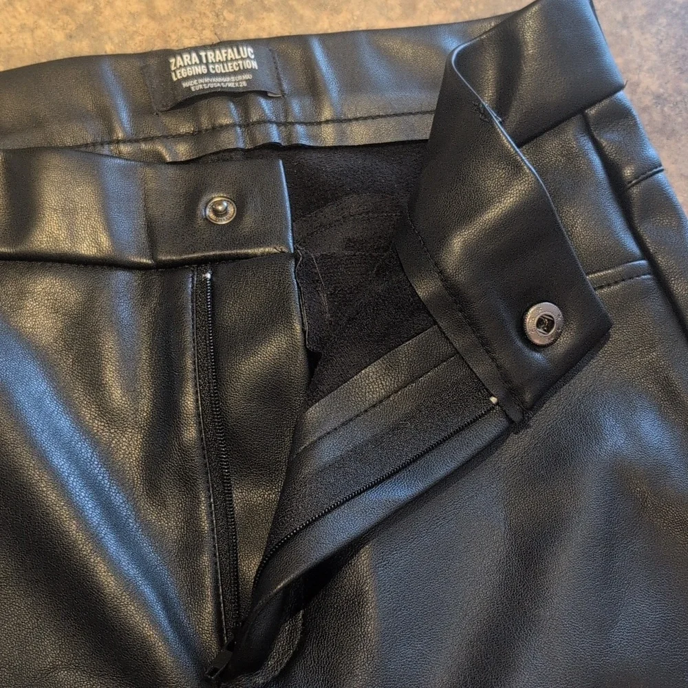 Zara Faux Leather Leggings - Picture 5 of 6